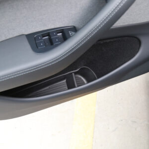 Alternative view of Insatser till dörrfacken - Tesla Model Y Juniper