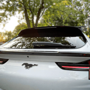 Alternative view of Kolfiber spoiler - Mach-E
