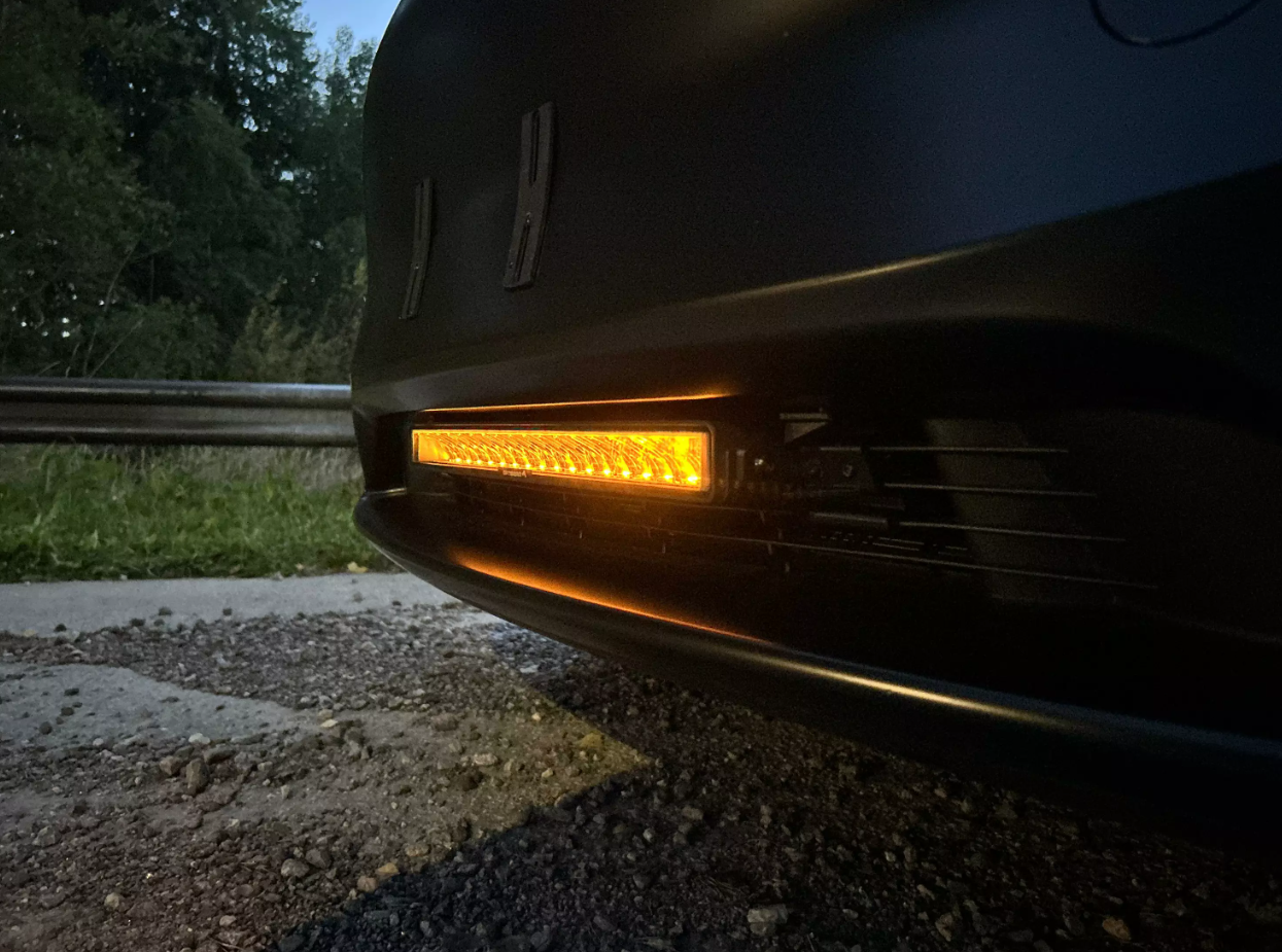 Modellanpassat LED-rampspaket Model Y - Optibeam Pure 506 - Bild 5