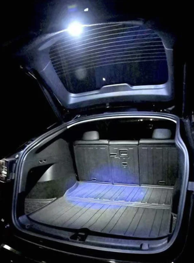 Bagagebelysning - Tesla Model Y - Bild 2