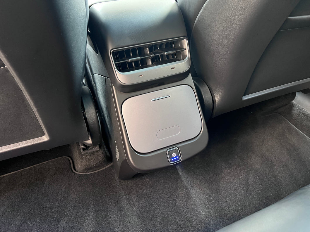 Kyl - Mittkonsoll - Tesla Model Y - Bild 2