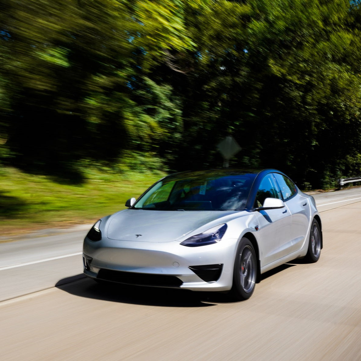 Tesbros - Sport mode Model 3